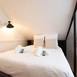 Enjoy Parisian Life In An Elegant Flat - Le Marais